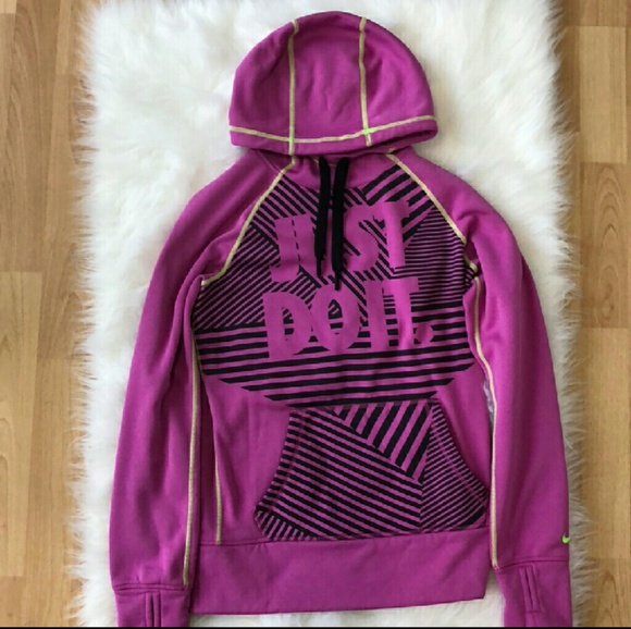 Nike Tops - 🎉SOLD🎉🎉🎉DO NOT BUY Cowlneck Hoodie